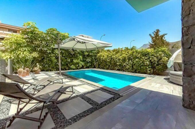 Luxury Villa Tropical Private Heated Pool Лос Кристианос Екстериор снимка